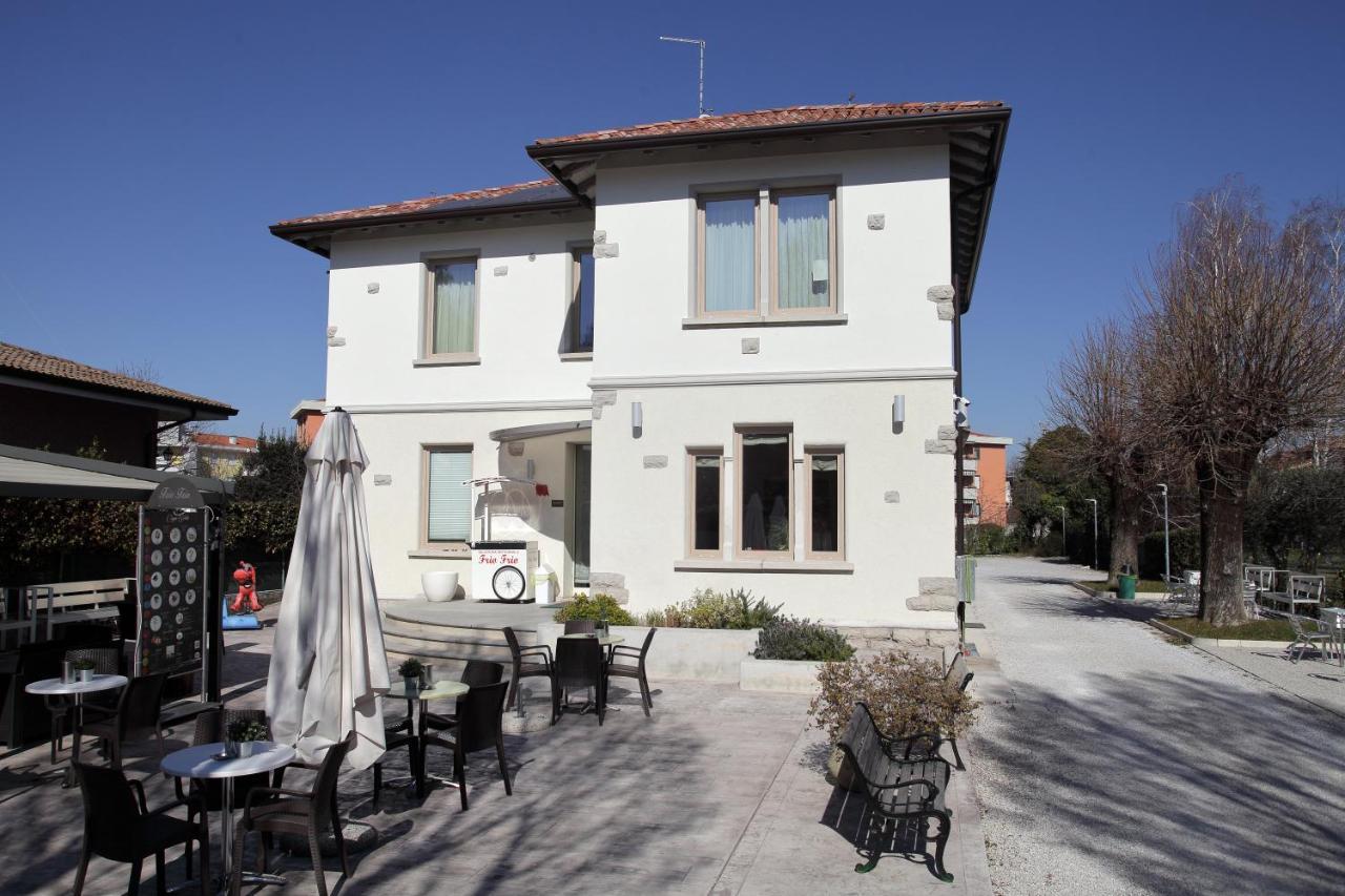 Residence Villa Frio Frio รองคี เด เลโจนารี ภายนอก รูปภาพ